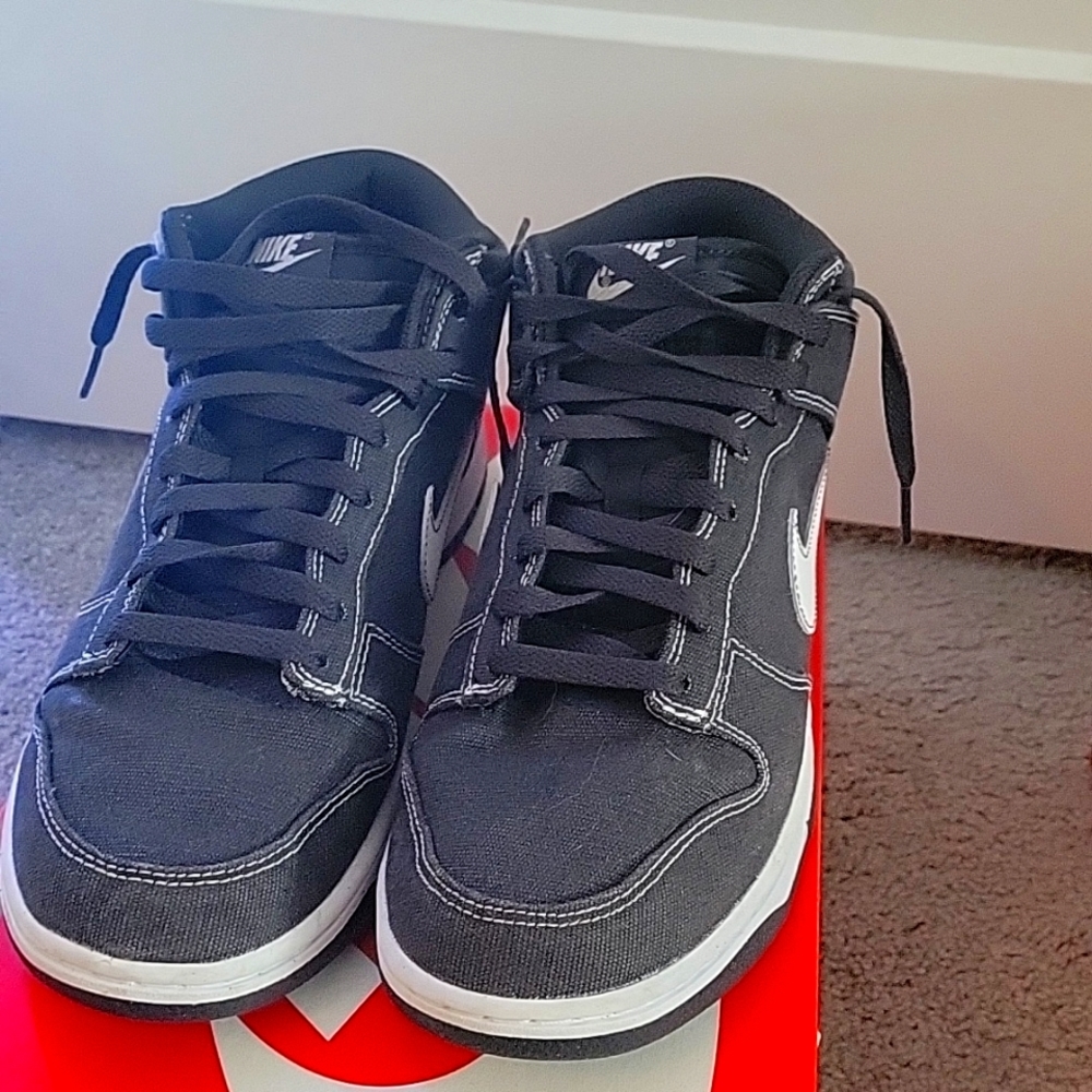 Nike dunk mid "off noir"